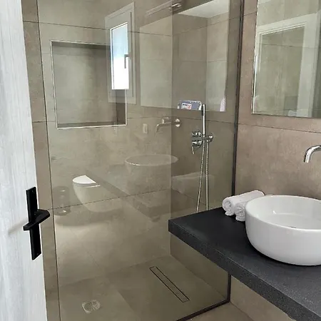 House Adelais Ferienhaus *